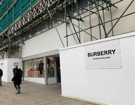 burberry factory outlet chatham place london|burberry factory store london.